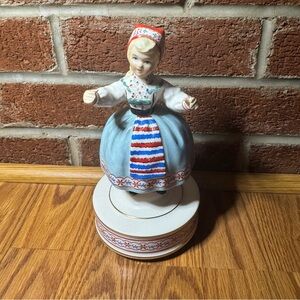VTG Schmid Japan Rotating Musical Porcelain Swedish Girl Music Box Table Decor